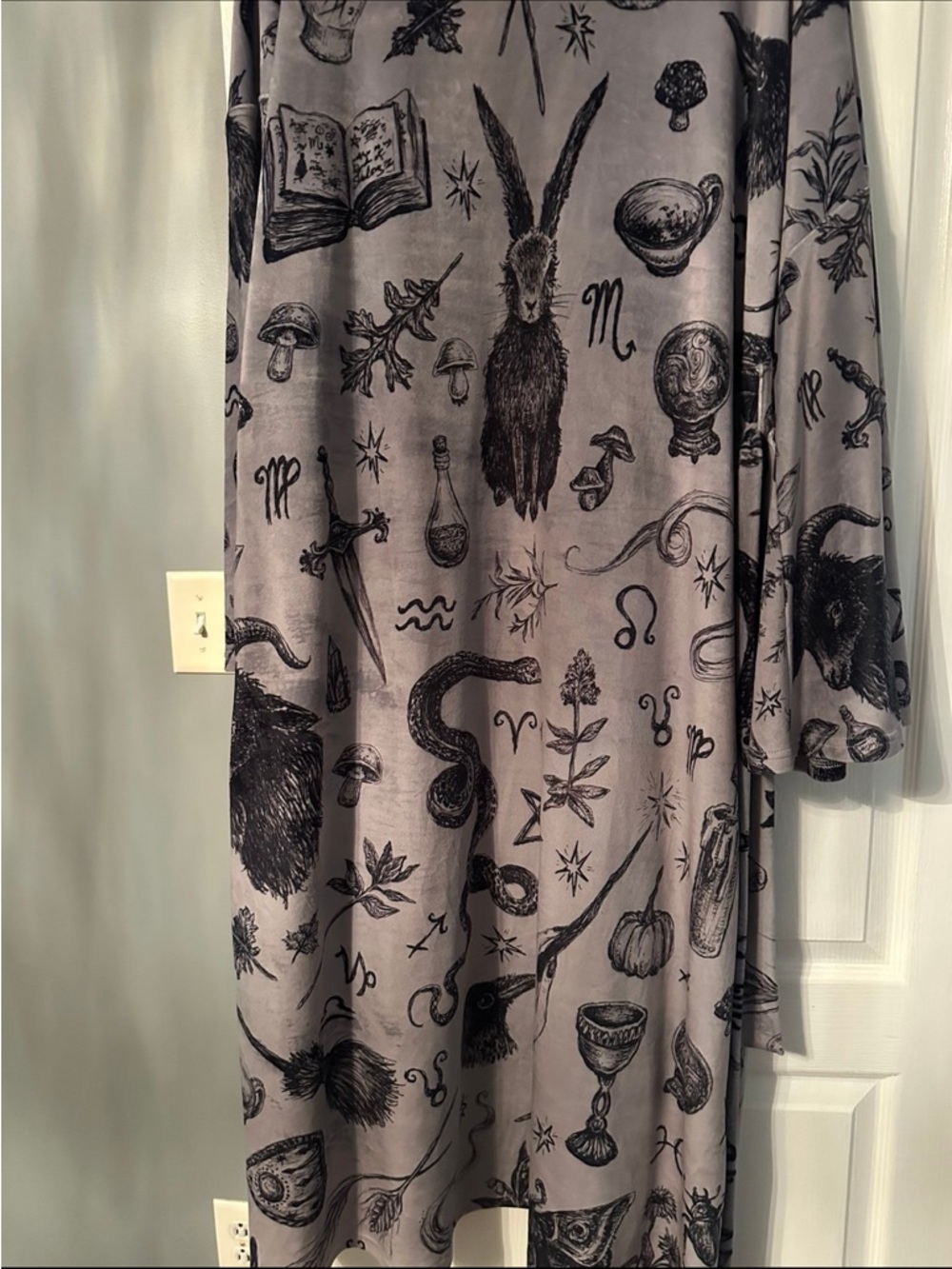 Brett Manning Art Witchy Musings Robe - Picture 5 of 11